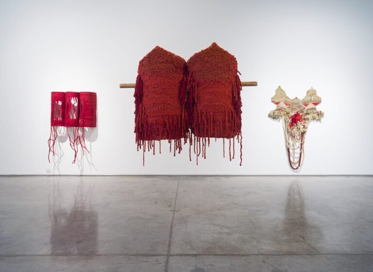 In-our-Bones-Fariba-boroufar-first-Exhabition-at-Isabelle-gallery-in-Dubai-2025-7-photo-Altamash-Urooj-scaled